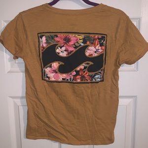 XS Billabong mustard Short sleeve T-Shirt
